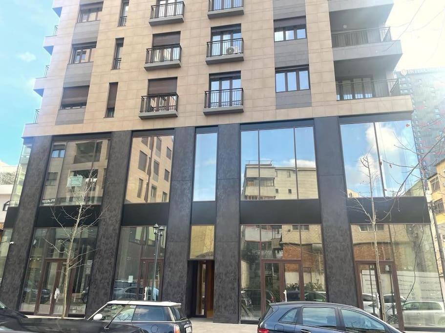 Sui' Apartment Tiranë Eksteriør bilde
